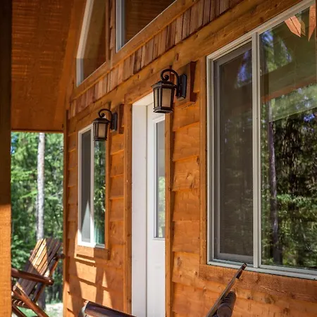 The Ridge At Glacier - Luxury Cabins Coram Exterior photo