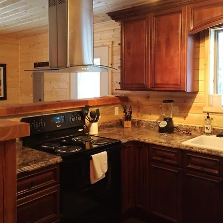 The Ridge At Glacier - Luxury Cabins Coram Exterior photo